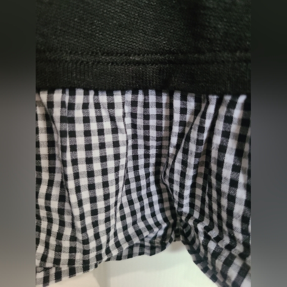 RICKI'S Top w/Ruffle Trim - Picture 2 of 5